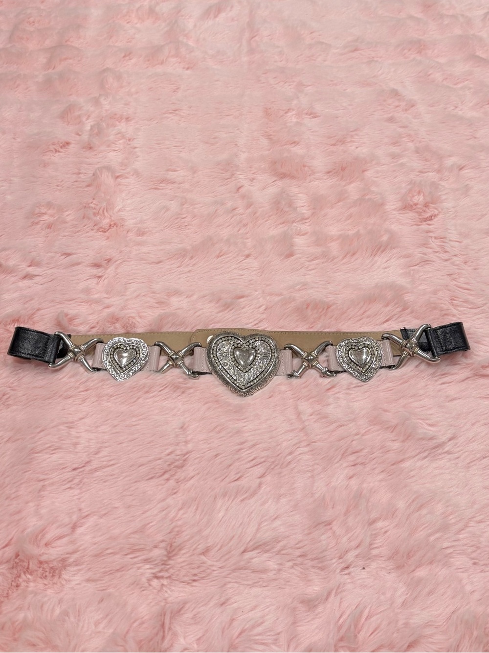 Vintage Streets Ahead Mia Pink 3-Heart Belt